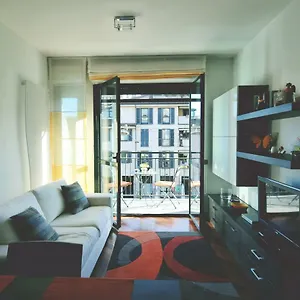 Apartment Orea Spiti - Charming Flat & Canal View Few Steps From Movida, Milan